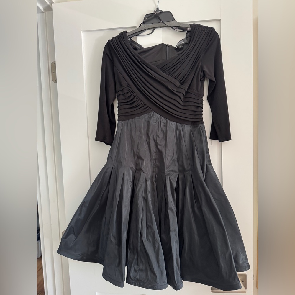 Elegant Black Long Sleeve Dress